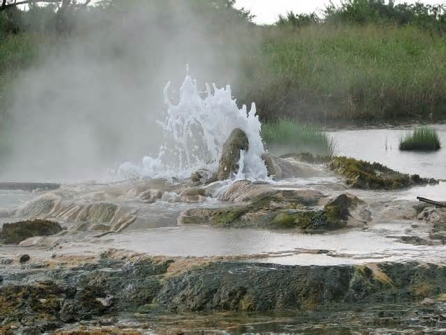 Bunyoro to govt: back off Kibiro hot springs